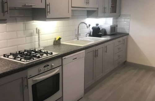 Ballsbridge Apartment | Spacious luxury 3 bed 1st floor apartment