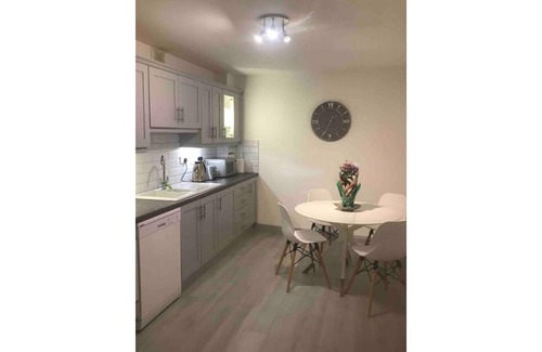Ballsbridge Apartment | Spacious luxury 3 bed 1st floor apartment