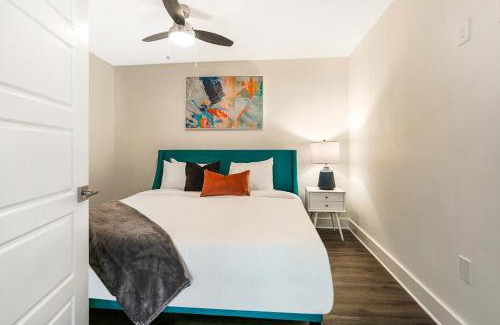 Central Business District Apartment | Spacious Luxury 4BR Condo Moments from French Quarter