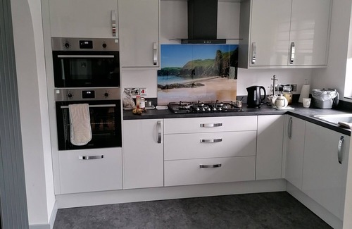 Ludchurch House | Spacious Luxury C/H Cottage