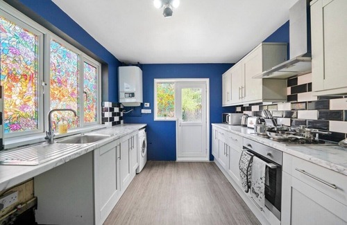 Bristol House | Spacious Luxury Free Parking