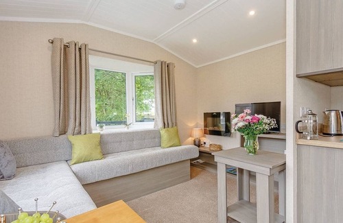 Hawes Ski Chalet | Spacious luxury lodge with high end décor to sleep four.