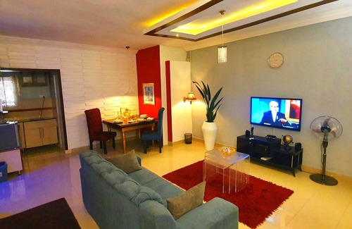 Abuja House | Spacious Luxury one bedroom in a quiet Estate of class