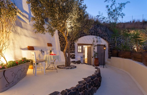 Megalochori Villa | Spacious Luxury Private Villa - Pool - Ocean Views