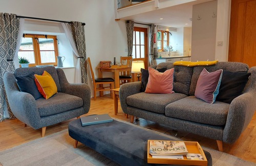 Brayford House | Spacious, luxury, romantic Barn for couples near Exmoor & Coast