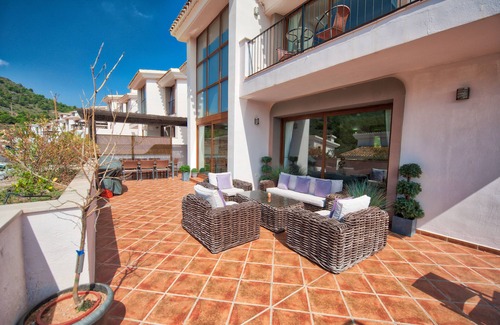 El Beal Villa | Spacious Luxury Villa with Private Pool