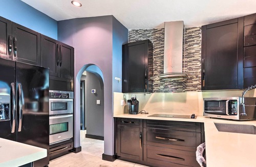 Richmond West House | Spacious Miami Getaway - Outdoor Oasis & BBQ!