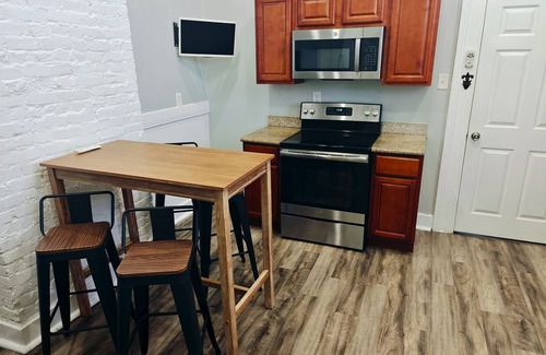 Tulane - Gravier House | Spacious Mid-City Victorian 1 – Near Streetcar & FQ!