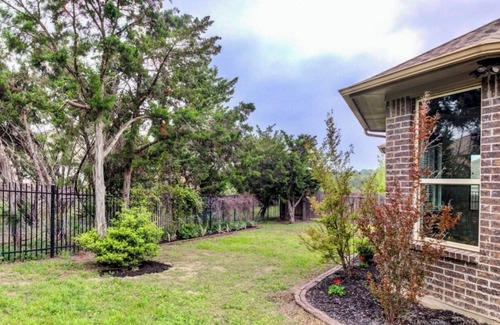 Dripping Springs House | Spacious Modern Home Close to Hill Country Attractions!