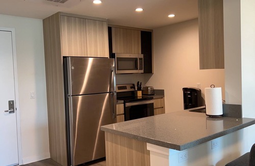 Burbank Apartment | Spacious & Modern 1BedRM in Noho