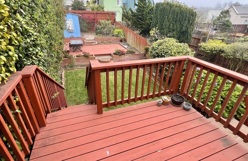 Sunset District House | Spacious modern 3BR/3BA House with yard, hottub & parking - with flexible lease!