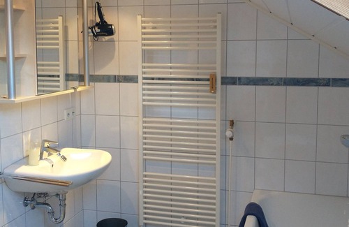 Spaichingen Condo | Spacious, modern apartment with balcony