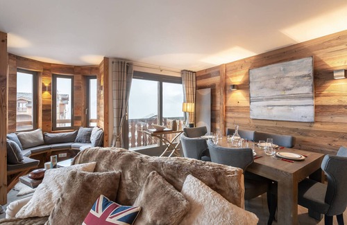 Courchevel Apartment | Spacious modern apartment, ski-in/ski-out in Courchevel
