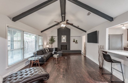 Barker House | Spacious Modern & Family 3 BR 🏠🏘