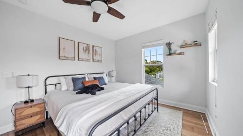 Riverside Heights House | Spacious Modern Farmhouse w/Private Patio & BBQ!