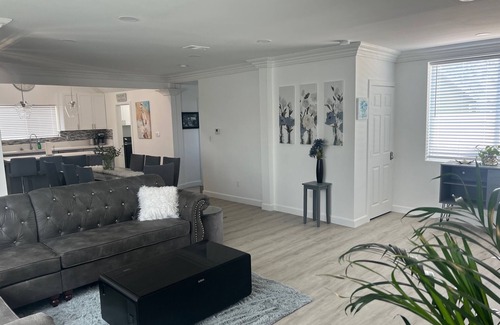 Westminster House | Spacious Modern Grey Home