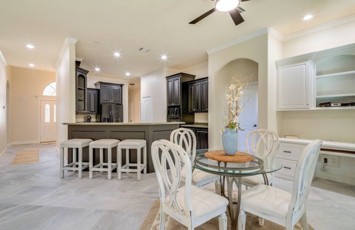 April Sound House | Spacious & Modern Home in Montgomery w/Deck!