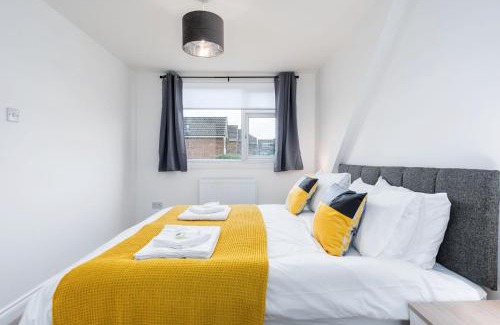 Todwick House | Spacious Modern Home in Sheffield