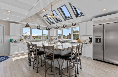 Saybrook Manor House | Spacious Modern Ocean Front Beach House in IndianTown Beach Old Saybrook, CT