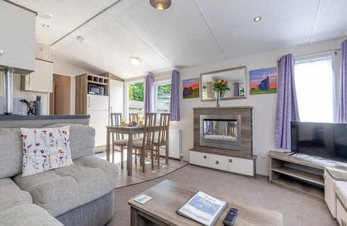 Longnor House | Spacious modern one-bedroom caravan exclusively for two adults with hot tub.