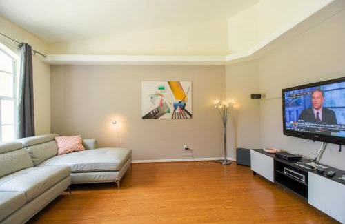 Inverness House | Spacious modern pool home, Family & Golf trips - 4727 home