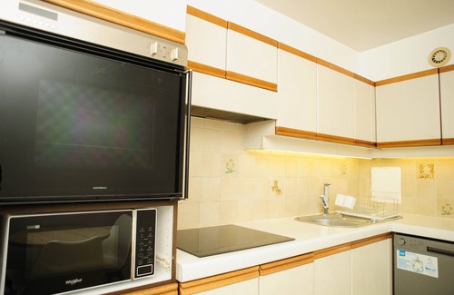 Montaigut Apartment | Spacious, modern T3, near metro and RER station