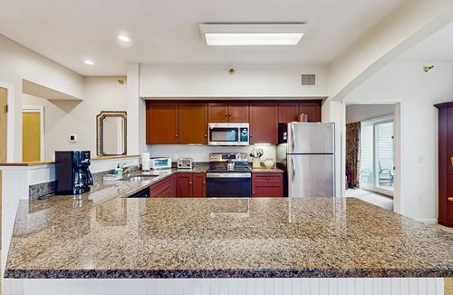 Jeffersonville Condo | Spacious Mountain Retreat at Smugglers’ Notch Resort w/Great Views, Pool Access