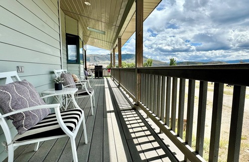 Kremmling House | Spacious Mountain Retreat with Deck Views