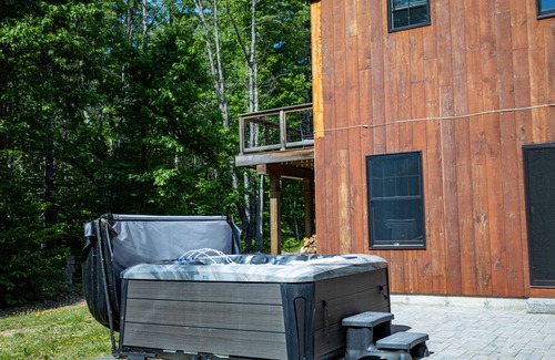 Center Conway House | Spacious Mountain Retreat in the Heart of North Conway, NH