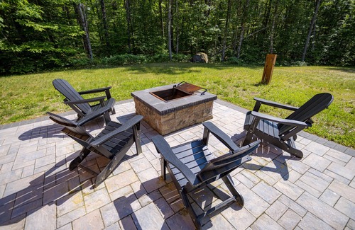 Center Conway House | Spacious Mountain Retreat in the Heart of North Conway, NH