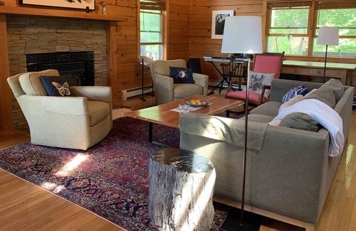 Mount Tremper House | Spacious mountain home, sunset views, creek.