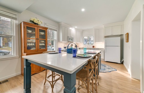 Naples House | Spacious Naples Vacation Rental w/Private Hot Tub