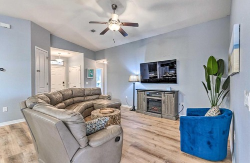 Navarre House | Spacious Navarre Retreat with Fenced-In Yard!