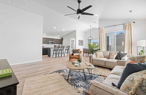 Meridian House | Spacious New 4BR - Single Level Home - Pool Access