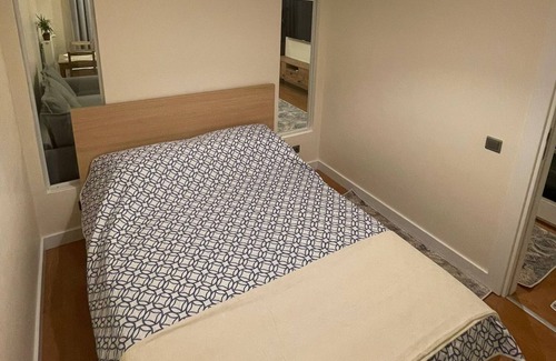 Yakuplu House | ★Spacious new family flat with port view gym&free parking, fast wifi