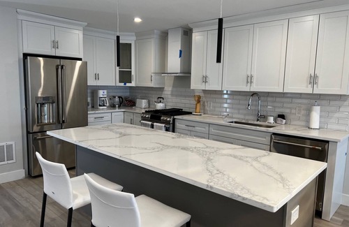 Margate City House | Spacious, newly built 3 fl townhouse, 5 bed/5bath by the beach/bay.