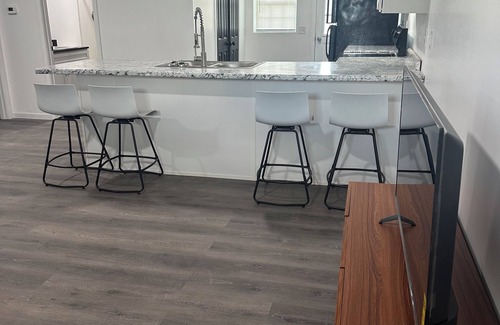 Higgston Cottage | Spacious newly remodeled 2-bed 2 bath - 8 miles from Brewton Parker University