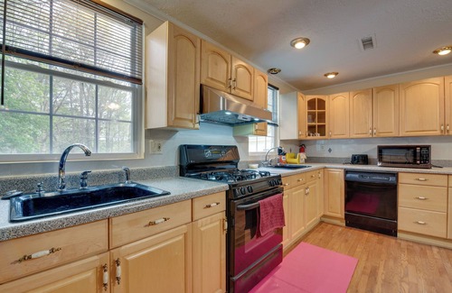 Peachtree Corners House | Spacious Norcross Home ~ 21 Mi to Downtown Atlanta