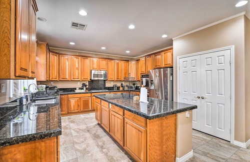 North Las Vegas House | Spacious North Las Vegas Home w/Yard