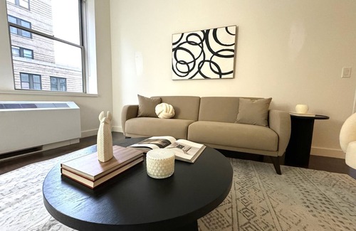 Financial District Apartment | Spacious NYC 1-bedroom; Downtown with 24/7 Doorman