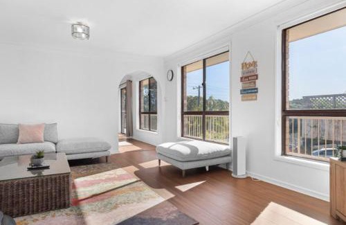 Noraville House | Spacious Ocean View Home in Noraville