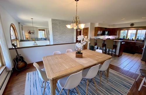 Scarborough House | Spacious Ocean View Getaway, 3 min walk to beach with large fenced in yard
