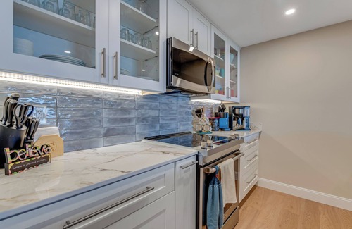 Volusia County Condo | SPACIOUS OCEANFRONT CONDO WITH SPECTACULAR VIEWS ON A NO-DRIVE BEACH