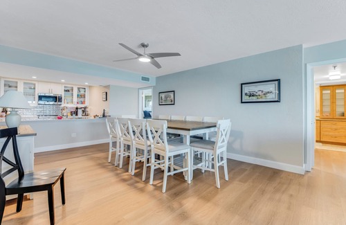 Volusia County Condo | SPACIOUS OCEANFRONT CONDO WITH SPECTACULAR VIEWS ON A NO-DRIVE BEACH