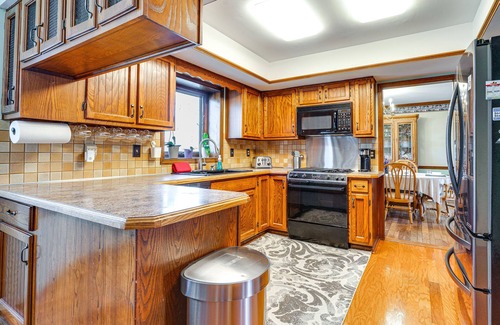 Worthington House | Spacious Ohio Home ~ 12 Mi to Downtown Columbus