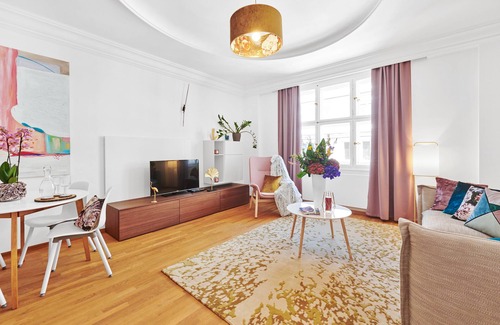 Josefov Apartment | Spacious Old Town Square Apartment