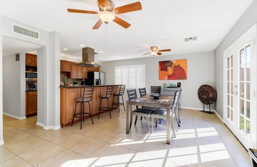 Scottsdale Estates Nine House | Spacious Old Town Heated Private Pool FirePit/Yard