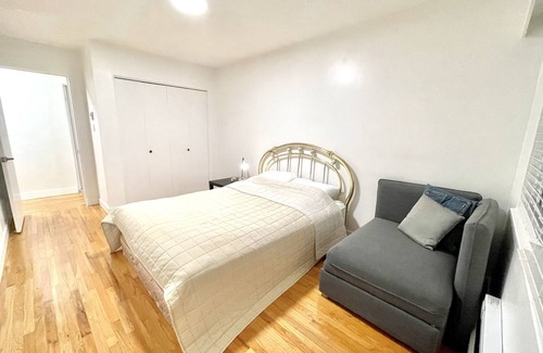 Marpole Apartment | Spacious one bedroom apartment in the heart of Vancouver West, close to airport