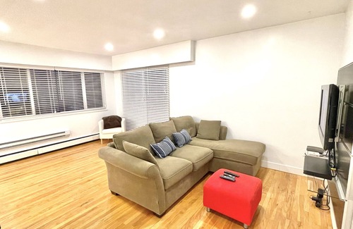 Marpole Apartment | Spacious one bedroom apartment in the heart of Vancouver West, close to airport