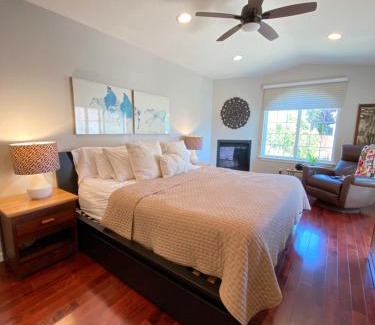 North and East House | Spacious One Bedroom Near San Francisco